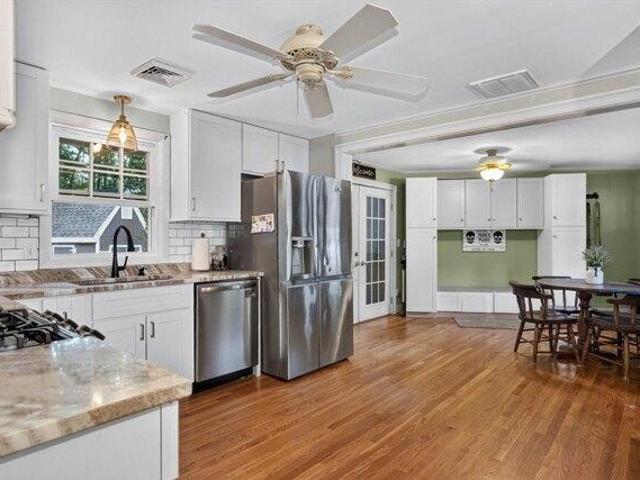 house with 4 bedroom, Holden MA ES104482395