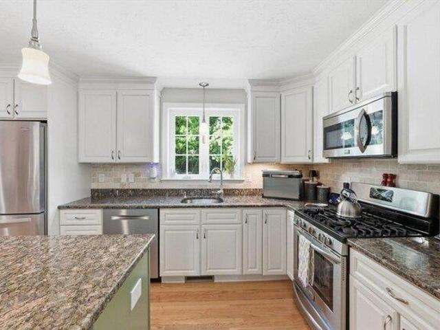 house with 4 bedroom, Holden MA ES104540692