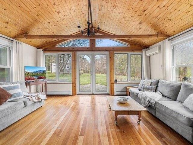 house with 4 bedroom, Holden MA ES104542066