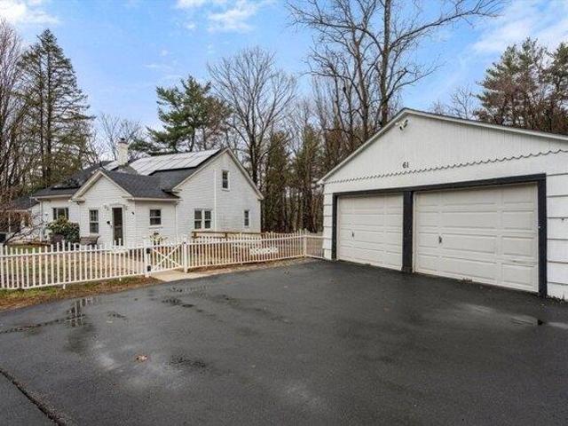 house with 4 bedroom, Holland MA ES105318078