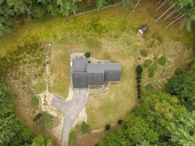 house with 4 bedroom, Hollis NH ES105560174