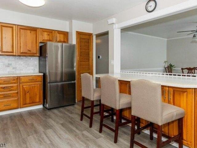 house with 4 bedroom, Hopatcong NJ ES105290148