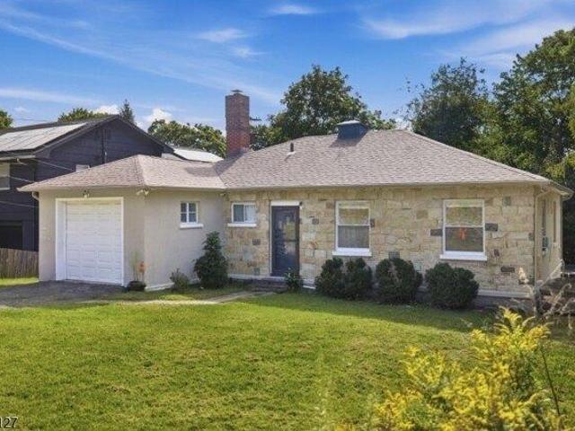 house with 4 bedroom, Hopatcong NJ ES106141460