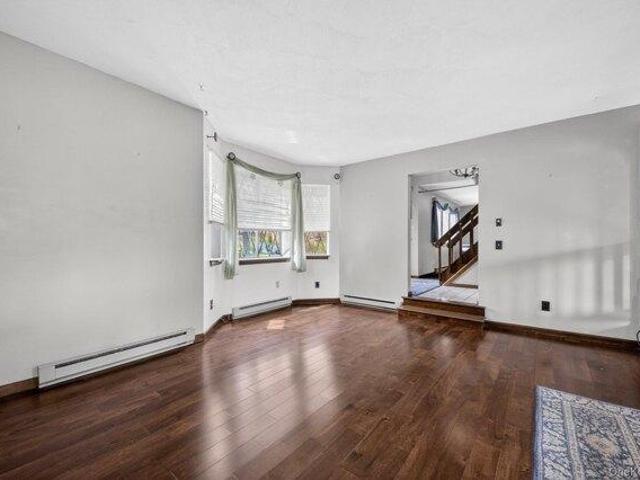 house with 4 bedroom, Hopewell Junction NY ES105288351