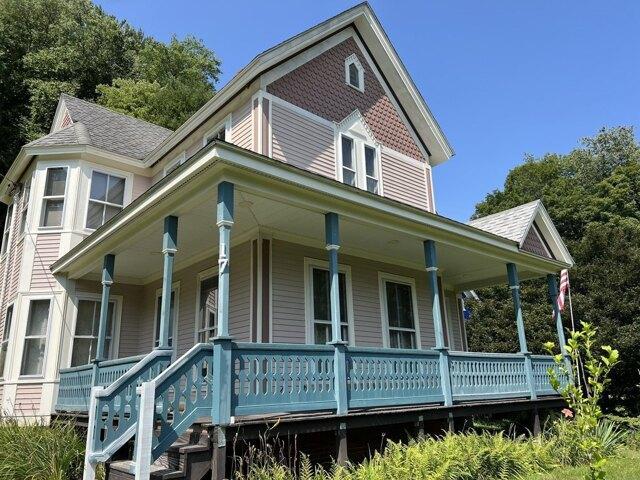house with 4 bedroom, Huntington MA ES105424268