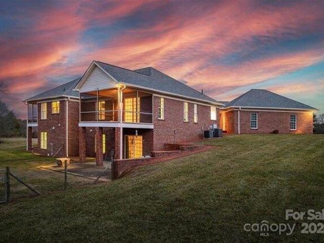 house with 4 bedroom, Hudson NC ELS103501460