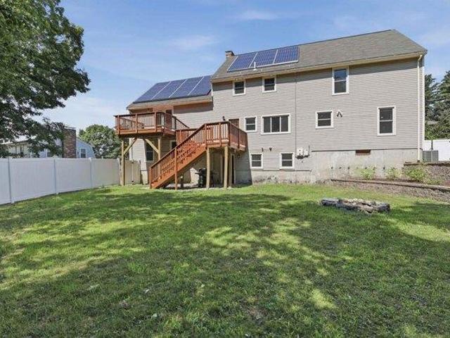 house with 4 bedroom, Hudson NH ES104374183