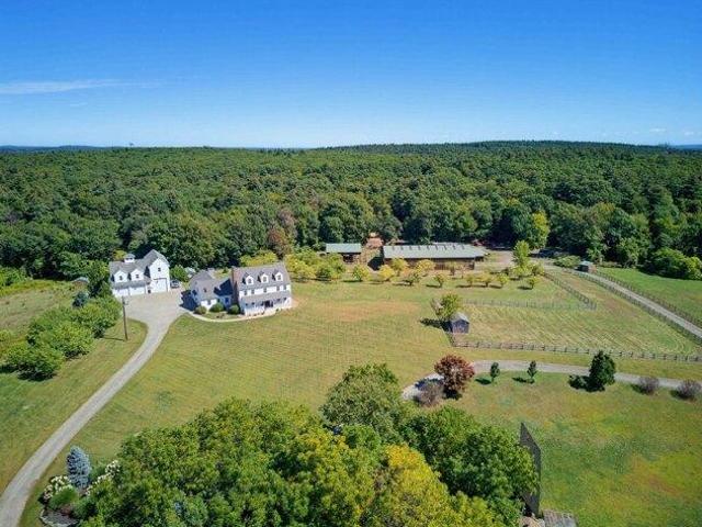 house with 4 bedroom, Hudson NH ES105576225