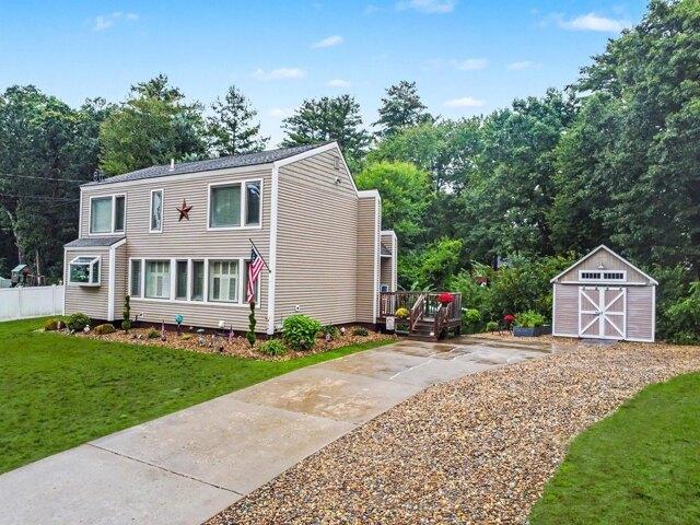 house with 4 bedroom, Hudson NH ES105577134