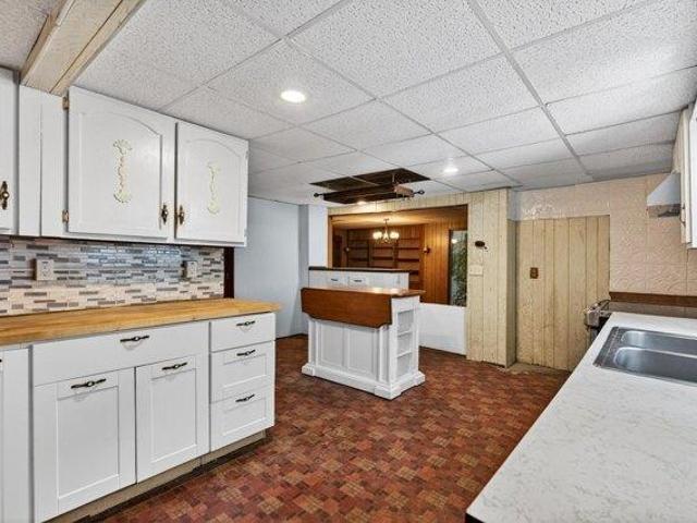 house with 4 bedroom, Hudson NH ES105586703