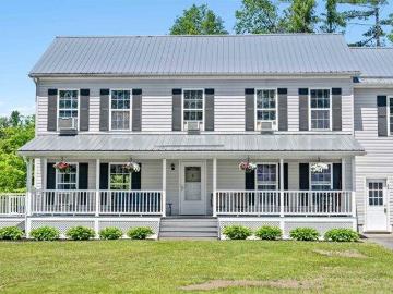 house with 4 bedroom, Hyde Park VT DS103184918