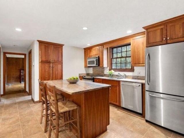 house with 4 bedroom, Ipswich MA ES105400227