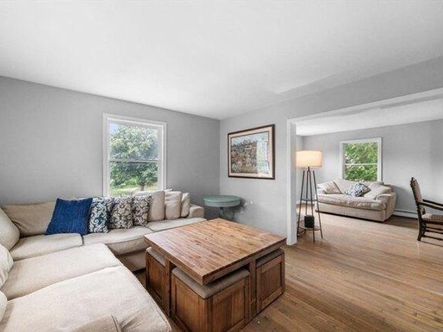 house with 4 bedroom, Ipswich MA ES105560307