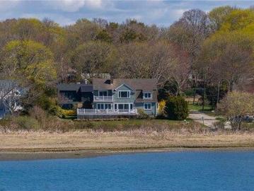 house with 4 bedroom, Jamestown RI ES103500161