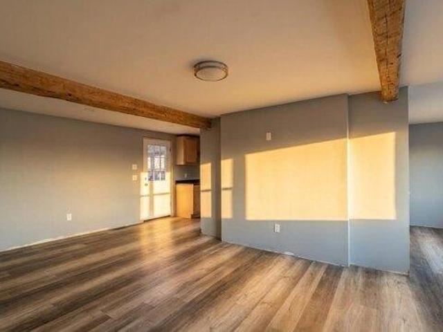 house with 4 bedroom, Johnson VT ES104920395