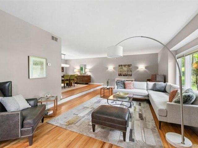 house with 4 bedroom, Katonah NY ES105319387