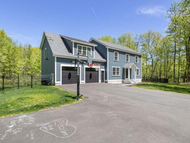 house with 4 bedroom, Kennebunk ME ES104811575
