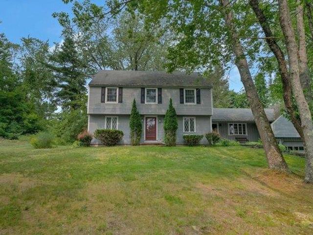 house with 4 bedroom, Kennebunk ME ES104833073