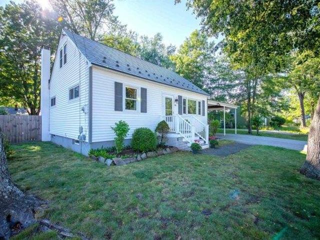 house with 4 bedroom, Keene NH ES105367388