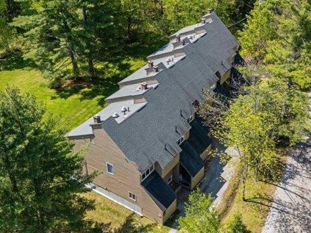 house with 4 bedroom, Killington VT ES105649435