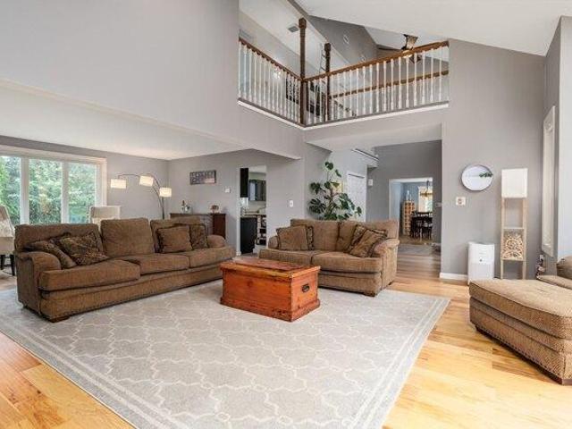 house with 4 bedroom, Lancaster MA ES105516304