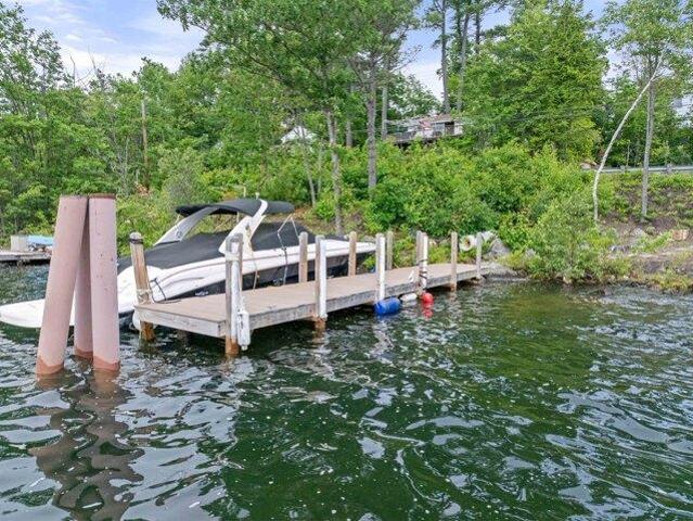 house with 4 bedroom, Laconia NH ES105424785