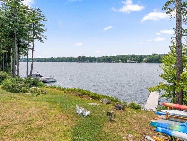 house with 4 bedroom, Laconia NH ES105425578