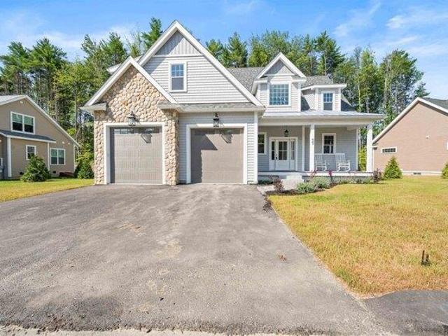 house with 4 bedroom, Laconia NH ES105425826