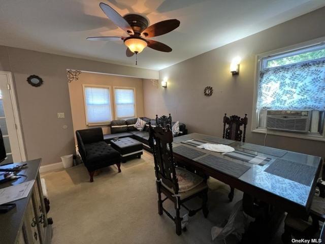 house with 4 bedroom, Lake Grove NY ELS72692143