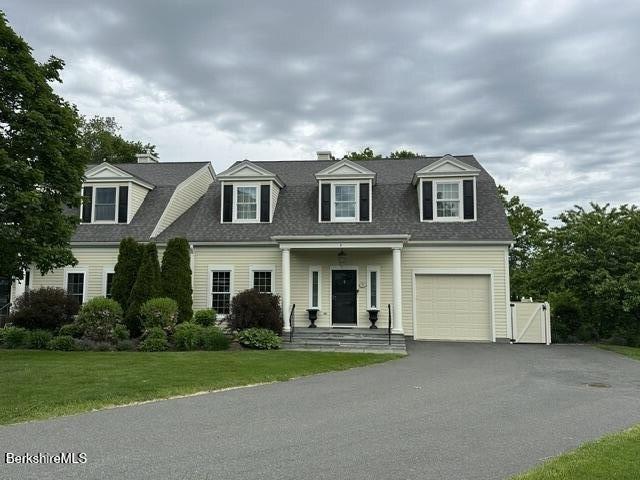 house with 4 bedroom, Lenox MA ES104511343