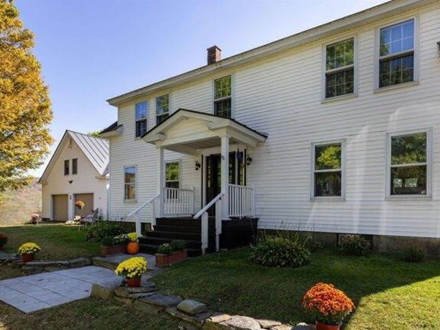 house with 4 bedroom, Lebanon NH ES104569771