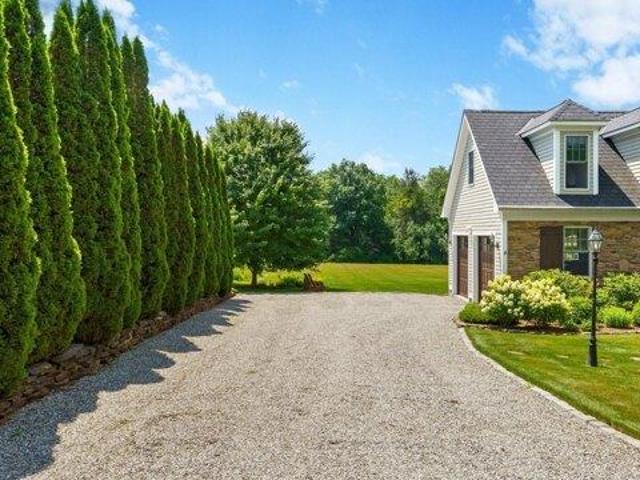 house with 4 bedroom, Lee MA ES104234225