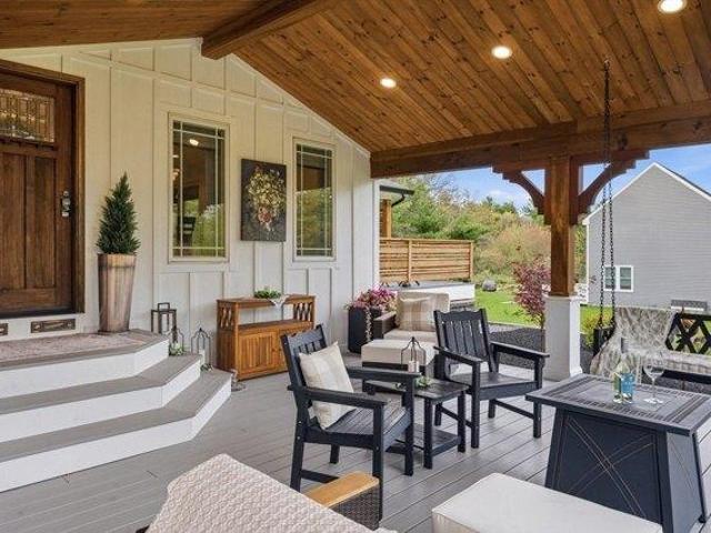 house with 4 bedroom, Litchfield NH ES104479928