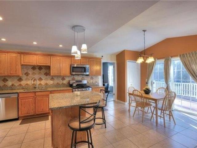house with 4 bedroom, Liverpool NY ES103501592