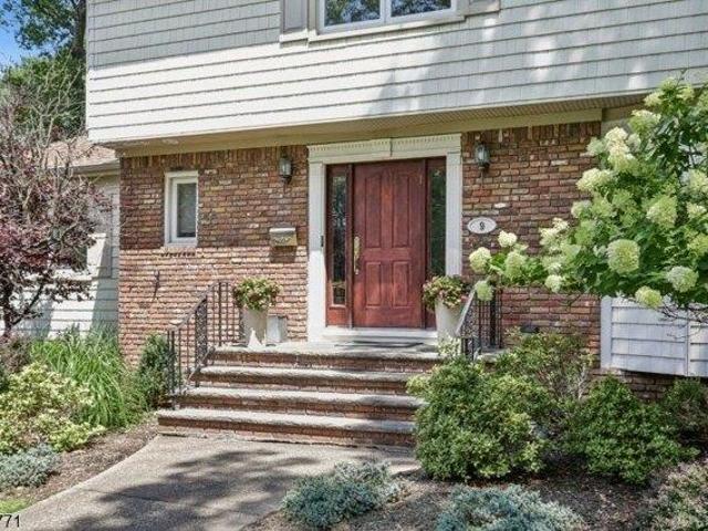 house with 4 bedroom, Livingston NJ ES105315585