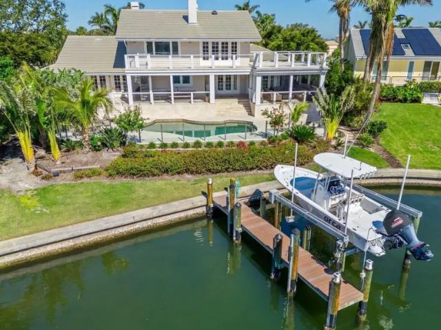 house with 4 bedroom, Longboat Key FL DS102811908