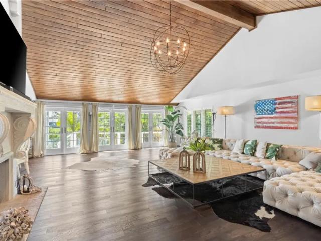 house with 4 bedroom, Longboat Key FL ES102811908