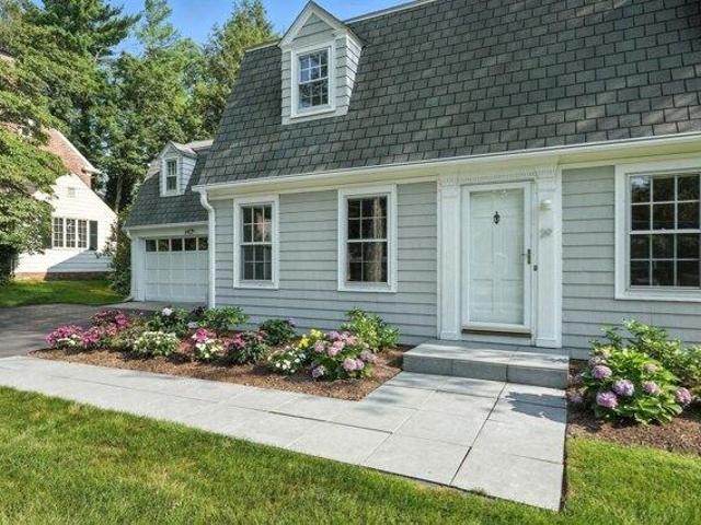 house with 4 bedroom, Longmeadow MA ES105330706