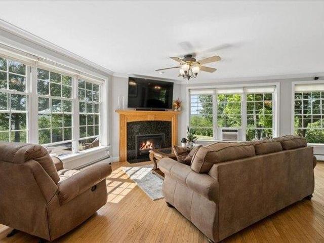 house with 4 bedroom, Loudon NH ES105497568