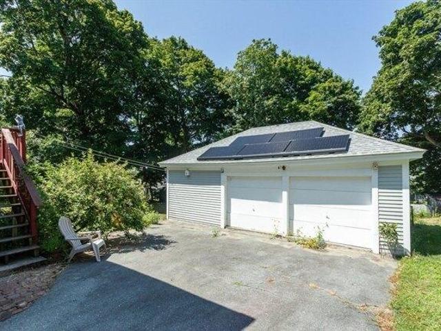 house with 4 bedroom, Lowell MA ES105352400