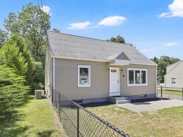 house with 4 bedroom, Ludlow MA ES105241573