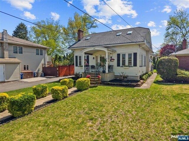 house with 4 bedroom, Lyndhurst NJ ES105679537