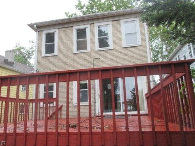 house with 4 bedroom, Lyndhurst NJ ES105770263