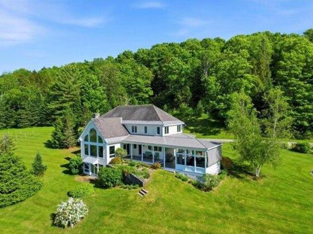 house with 4 bedroom, Lyndon VT ES105443346