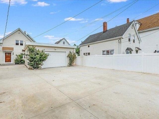 house with 4 bedroom, Lynn MA ES104511076