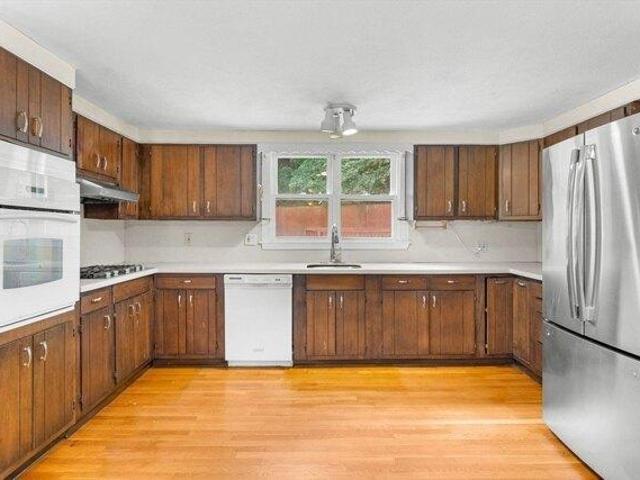 house with 4 bedroom, Lynn MA ES105403584