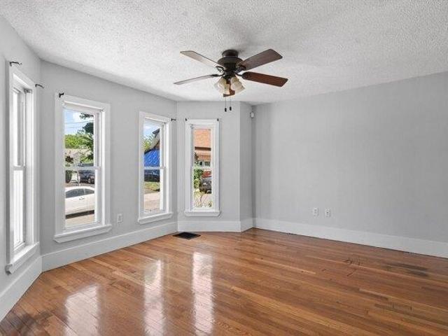 house with 4 bedroom, Lynn MA ES105418270