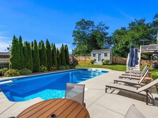 house with 4 bedroom, Lynn MA ES105512150