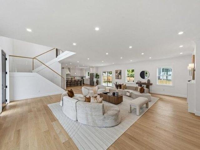 house with 4 bedroom, Lynnfield MA ES105425946