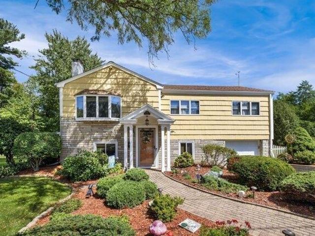 house with 4 bedroom, Lynnfield MA ES105386651